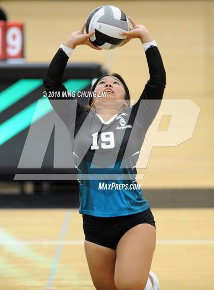 Thumbnail 1 in El Toro @ Aliso Niguel photogallery.