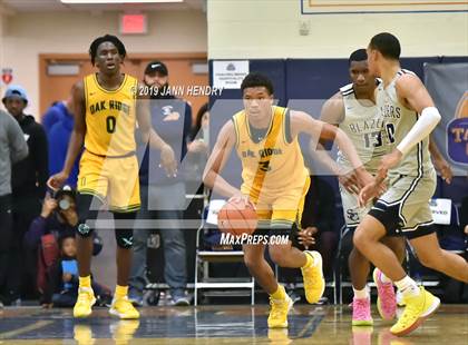 Thumbnail 1 in Sierra Canyon vs. Oak Ridge (Tarkanian Classic) photogallery.