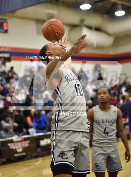 Thumbnail 2 in Sierra Canyon vs. Oak Ridge (Tarkanian Classic) photogallery.