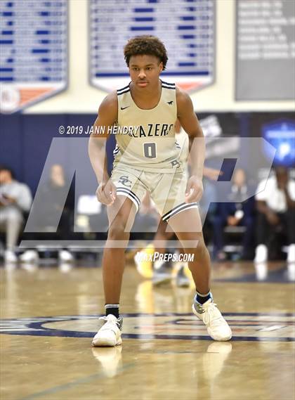 Thumbnail 2 in Sierra Canyon vs. Oak Ridge (Tarkanian Classic) photogallery.
