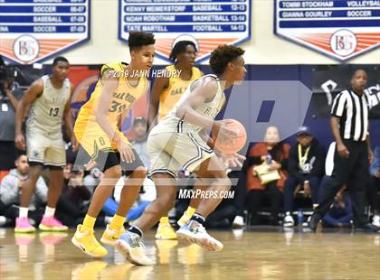 Thumbnail 3 in Sierra Canyon vs. Oak Ridge (Tarkanian Classic) photogallery.