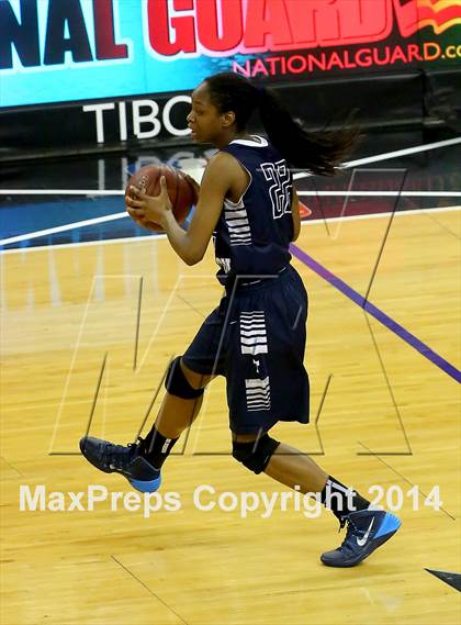 Thumbnail 2 in Justin-Siena vs Sierra Canyon (CIF State D4 Final) photogallery.