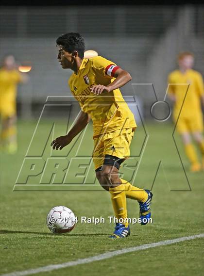 Thumbnail 2 in Jesuit vs. Davis (@ Bonney Field) photogallery.