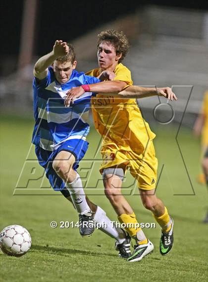 Thumbnail 3 in Jesuit vs. Davis (@ Bonney Field) photogallery.