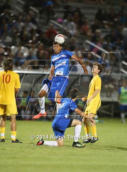 Thumbnail 2 in Jesuit vs. Davis (@ Bonney Field) photogallery.