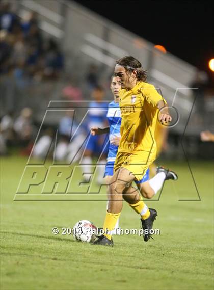 Thumbnail 1 in Jesuit vs. Davis (@ Bonney Field) photogallery.
