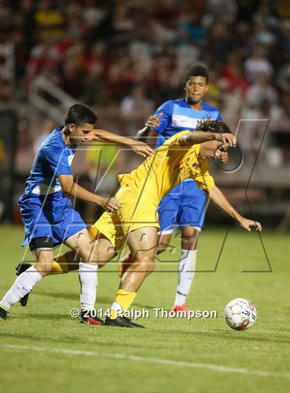 Thumbnail 2 in Jesuit vs. Davis (@ Bonney Field) photogallery.
