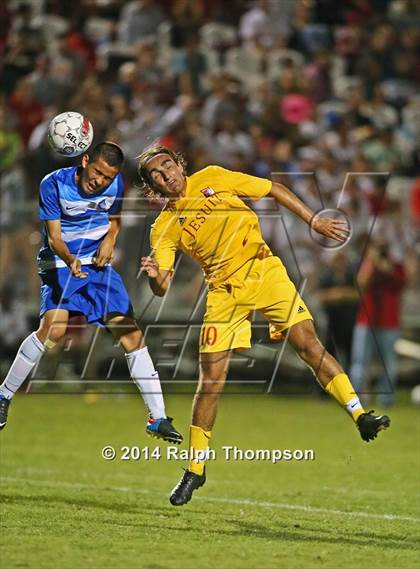 Thumbnail 1 in Jesuit vs. Davis (@ Bonney Field) photogallery.