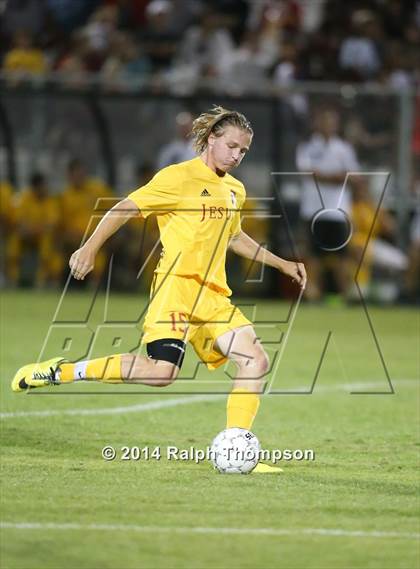 Thumbnail 1 in Jesuit vs. Davis (@ Bonney Field) photogallery.