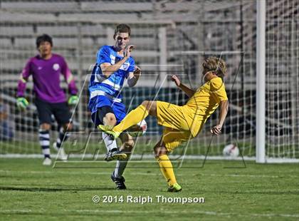 Thumbnail 1 in Jesuit vs. Davis (@ Bonney Field) photogallery.