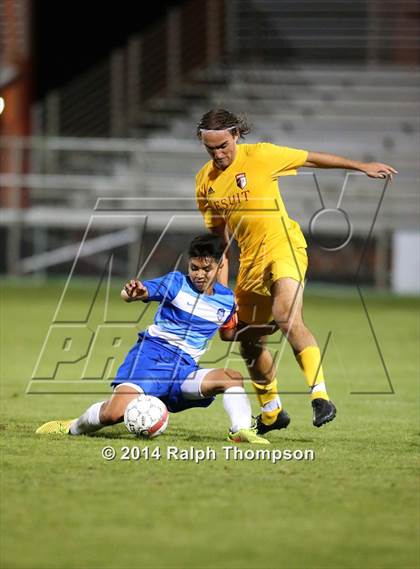 Thumbnail 3 in Jesuit vs. Davis (@ Bonney Field) photogallery.