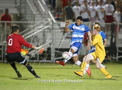 Thumbnail 2 in Jesuit vs. Davis (@ Bonney Field) photogallery.