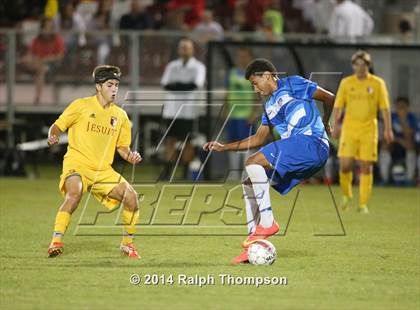 Thumbnail 2 in Jesuit vs. Davis (@ Bonney Field) photogallery.
