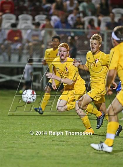 Thumbnail 1 in Jesuit vs. Davis (@ Bonney Field) photogallery.