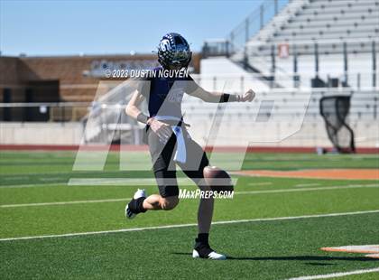 Thumbnail 1 in College Station vs. Smithson Valley (UIL Football 5A Division 1 Region III Semifinal) photogallery.
