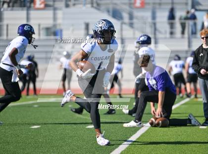 Thumbnail 3 in College Station vs. Smithson Valley (UIL Football 5A Division 1 Region III Semifinal) photogallery.
