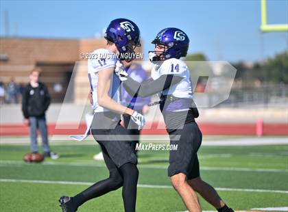 Thumbnail 3 in College Station vs. Smithson Valley (UIL Football 5A Division 1 Region III Semifinal) photogallery.