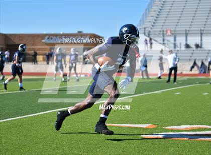Thumbnail 3 in College Station vs. Smithson Valley (UIL Football 5A Division 1 Region III Semifinal) photogallery.
