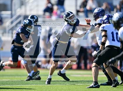Thumbnail 3 in College Station vs. Smithson Valley (UIL Football 5A Division 1 Region III Semifinal) photogallery.