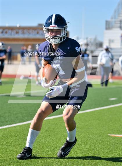 Thumbnail 1 in College Station vs. Smithson Valley (UIL Football 5A Division 1 Region III Semifinal) photogallery.