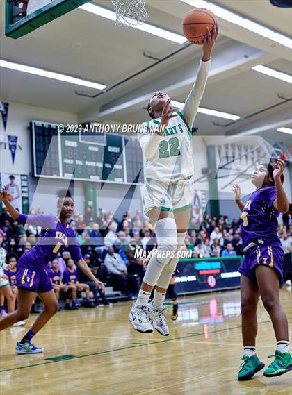 Thumbnail 3 in Oakland Tech @ St. Mary's (CIF NorCal D2 Final) photogallery.