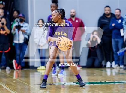 Thumbnail 2 in Oakland Tech @ St. Mary's (CIF NorCal D2 Final) photogallery.