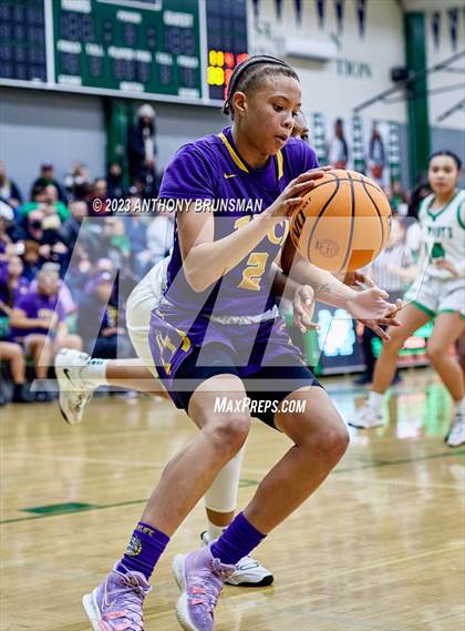 Thumbnail 2 in Oakland Tech @ St. Mary's (CIF NorCal D2 Final) photogallery.
