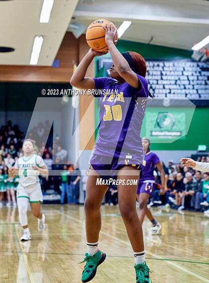 Thumbnail 3 in Oakland Tech @ St. Mary's (CIF NorCal D2 Final) photogallery.