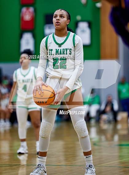 Thumbnail 3 in Oakland Tech @ St. Mary's (CIF NorCal D2 Final) photogallery.