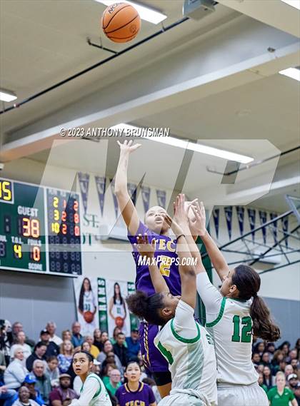 Thumbnail 1 in Oakland Tech @ St. Mary's (CIF NorCal D2 Final) photogallery.