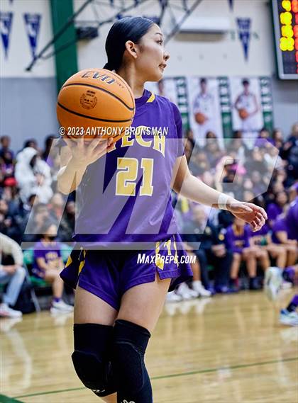 Thumbnail 2 in Oakland Tech @ St. Mary's (CIF NorCal D2 Final) photogallery.