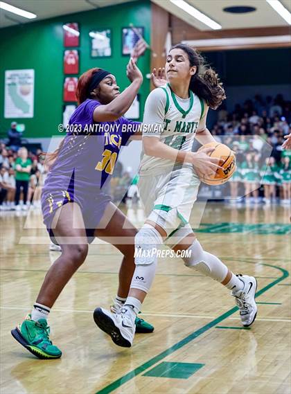 Thumbnail 3 in Oakland Tech @ St. Mary's (CIF NorCal D2 Final) photogallery.