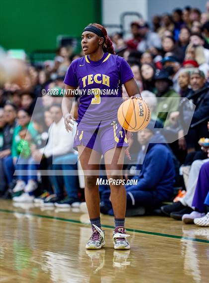 Thumbnail 2 in Oakland Tech @ St. Mary's (CIF NorCal D2 Final) photogallery.
