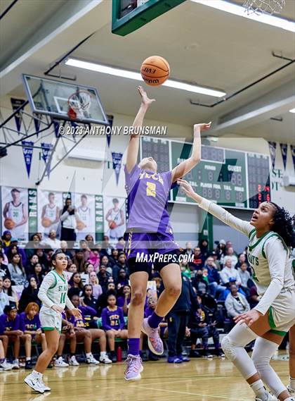 Thumbnail 1 in Oakland Tech @ St. Mary's (CIF NorCal D2 Final) photogallery.