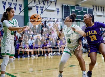 Thumbnail 1 in Oakland Tech @ St. Mary's (CIF NorCal D2 Final) photogallery.