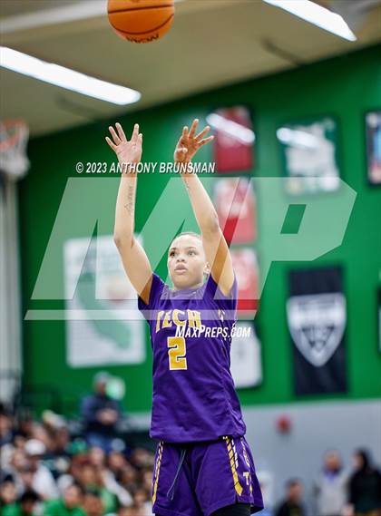 Thumbnail 2 in Oakland Tech @ St. Mary's (CIF NorCal D2 Final) photogallery.