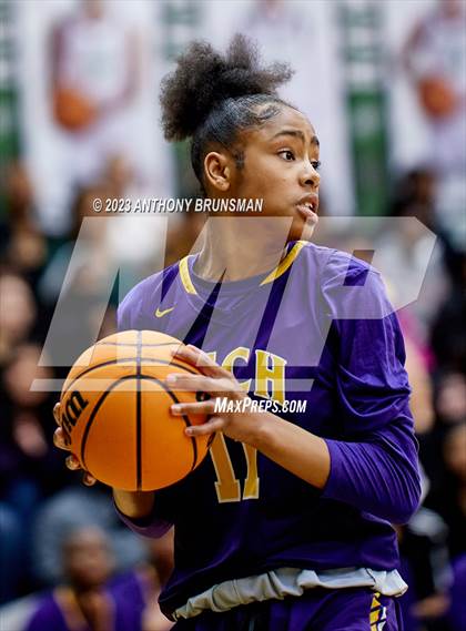 Thumbnail 2 in Oakland Tech @ St. Mary's (CIF NorCal D2 Final) photogallery.