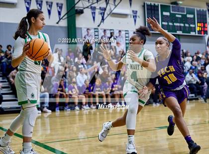Thumbnail 2 in Oakland Tech @ St. Mary's (CIF NorCal D2 Final) photogallery.