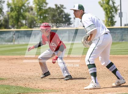 Thumbnail 1 in Dinuba @ Fowler photogallery.