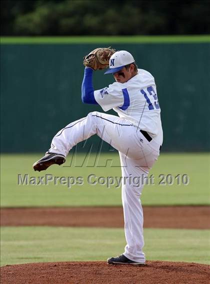 Thumbnail 1 in Northeast Christian vs Sacred Heart (TAPPS 1A/2A Regional) photogallery.
