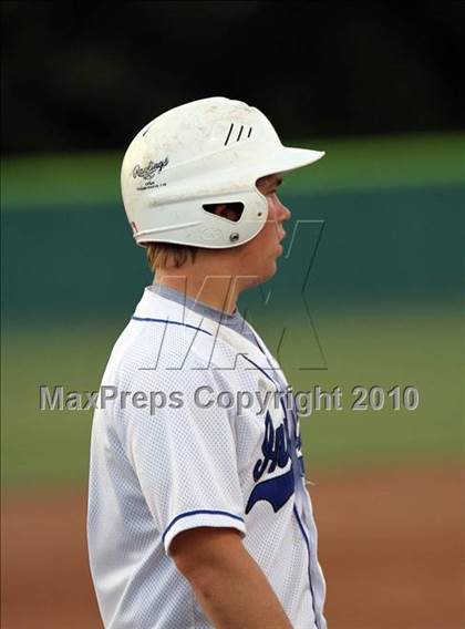 Thumbnail 1 in Northeast Christian vs Sacred Heart (TAPPS 1A/2A Regional) photogallery.