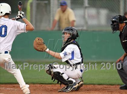 Thumbnail 1 in Northeast Christian vs Sacred Heart (TAPPS 1A/2A Regional) photogallery.