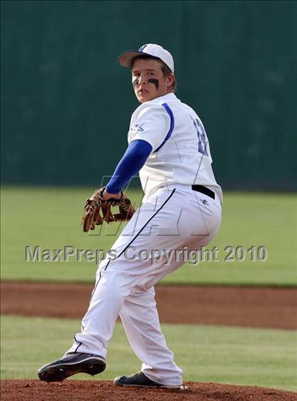 Thumbnail 2 in Northeast Christian vs Sacred Heart (TAPPS 1A/2A Regional) photogallery.