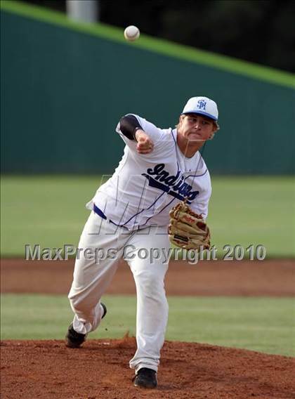 Thumbnail 3 in Northeast Christian vs Sacred Heart (TAPPS 1A/2A Regional) photogallery.
