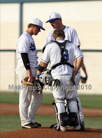 Thumbnail 3 in Northeast Christian vs Sacred Heart (TAPPS 1A/2A Regional) photogallery.