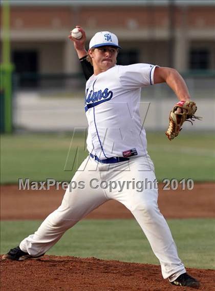 Thumbnail 2 in Northeast Christian vs Sacred Heart (TAPPS 1A/2A Regional) photogallery.