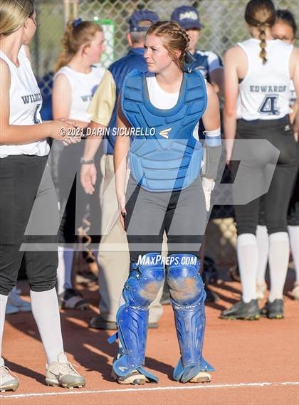 Thumbnail 1 in Valley Union vs Joseph City (AIA 1A round 1 Playoff) photogallery.