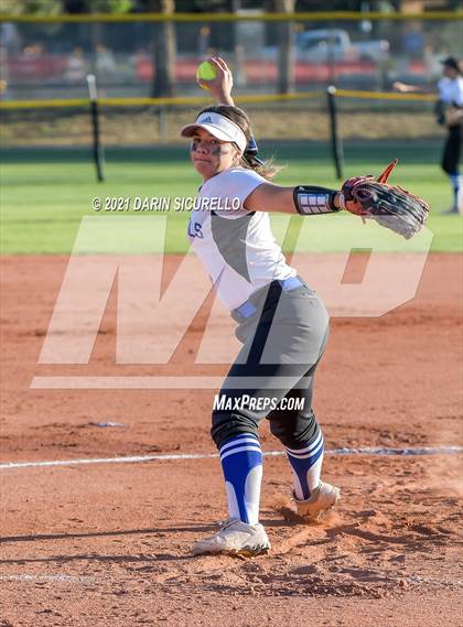 Thumbnail 1 in Valley Union vs Joseph City (AIA 1A round 1 Playoff) photogallery.