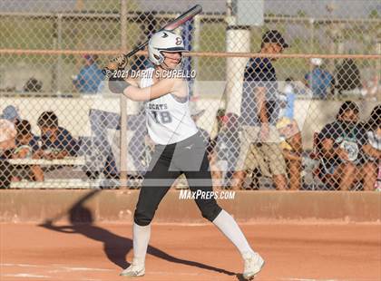 Thumbnail 2 in Valley Union vs Joseph City (AIA 1A round 1 Playoff) photogallery.