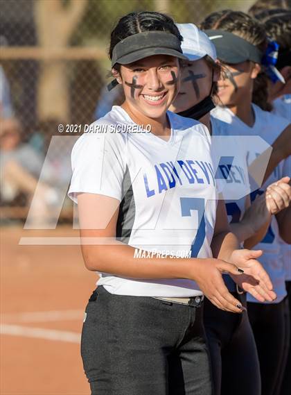 Thumbnail 2 in Valley Union vs Joseph City (AIA 1A round 1 Playoff) photogallery.